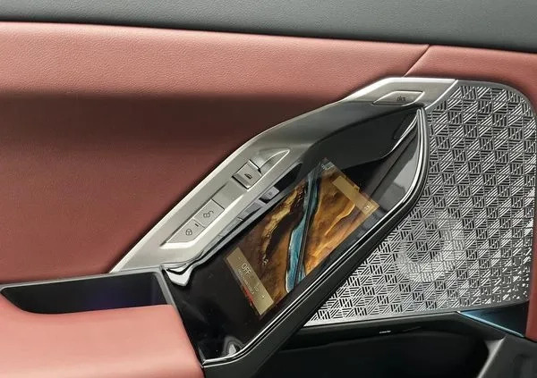 BMW Seria 7 cena 669000 przebieg: 5, rok produkcji 2023 z Rumia małe 172